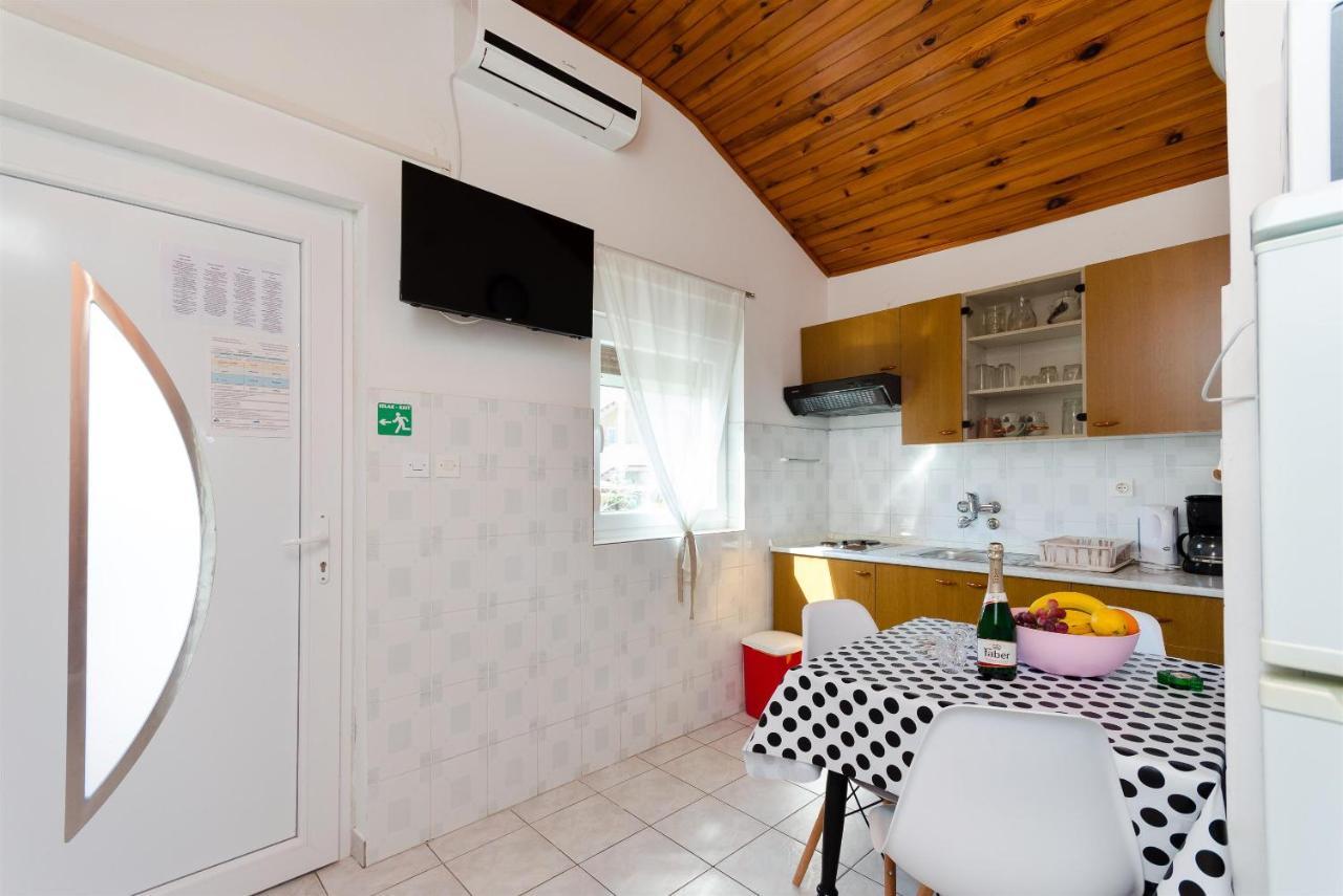 Apartments Anica F Lopar Zewnętrze zdjęcie
